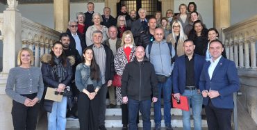 Gotovo 120 tisuća eura iz gradskog proračuna  za udruge koje se bave djecom i mladima, umirovljenicima, plesom, kulturom…