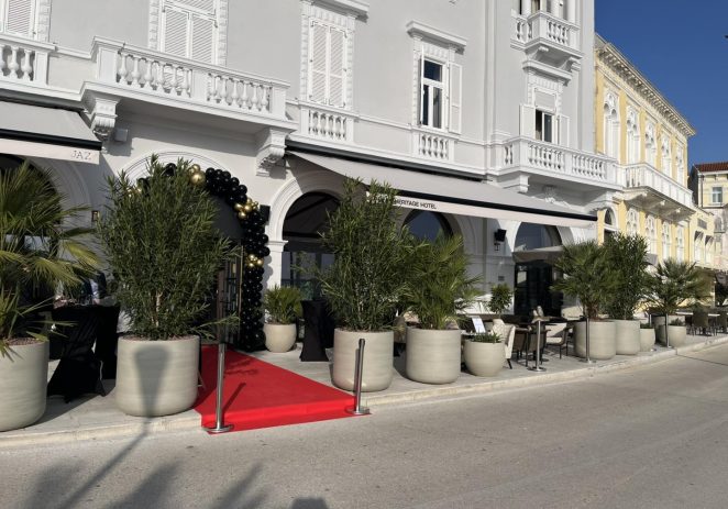 Otvoren Jadran Heritage Hotel***** na porečkoj Rivi: povijesna zgrada iz 1913. postala luksuzni boutique hotel