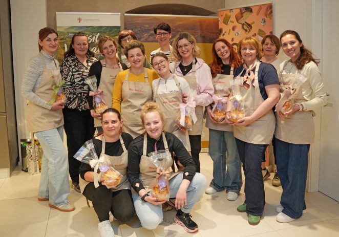 Mirisi tradicije u Kući Maraston: održane radionice pripreme pince i bucolaja