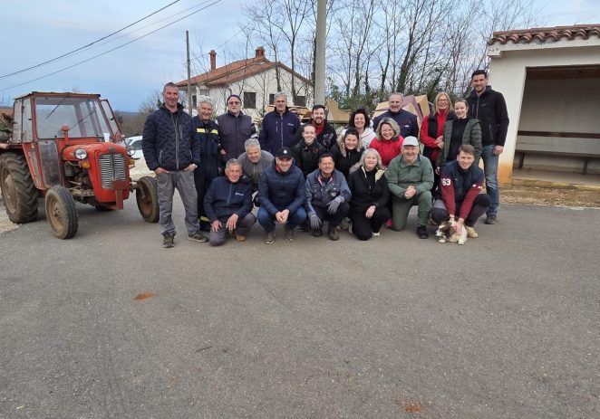 Mještani Ritošinog Briga proveli subotu čisteći prirodu od smeća