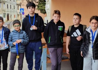 Mladi šahisti porečkog kluba Vladimir Gortan odlični na kadetskom Prvenstvu Istre u šahu