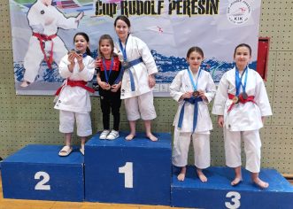 Osam medalja za karatiste Finide na turniru Kik kup Rudol Perešin