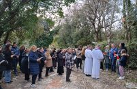 U Vrsaru je po 16. put nastavljena tradicija održavanja pobožnosti Križnog puta „Ka sv. Andriji“