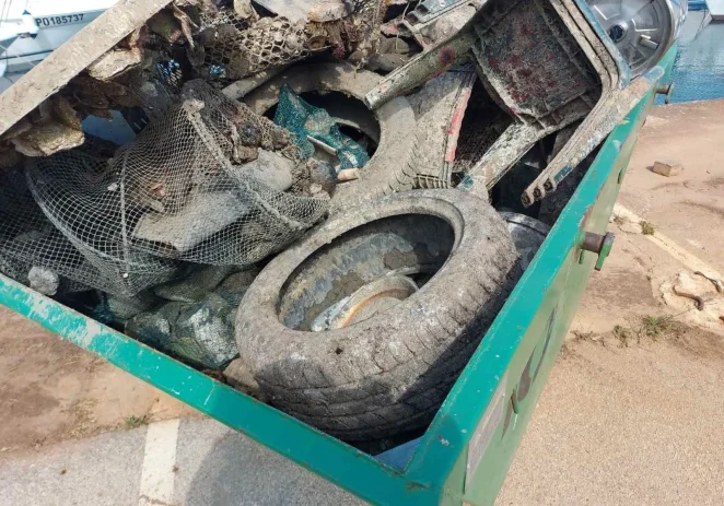 Održana eko-akcija čišćenja podmorja u Červar-Portu