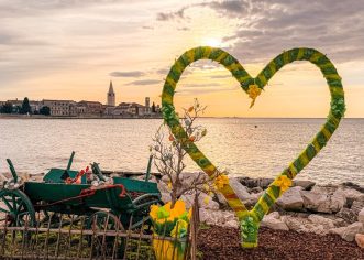 “Porečko srce” zablistalo u uskrsnom ruhu: Kreativna suradnja “Usluge” i mališana iz vrtića “Radost”