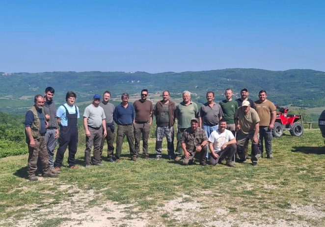 Članovi Lovačke udruge „Fazan“ Kaštelir-Vižinada proveli akciju čišćenja okoliša