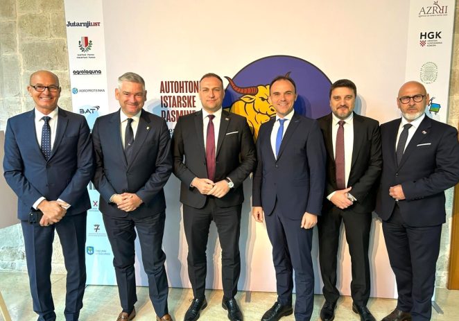 U organizaciji Agencije za ruralni razvoj Istre (AZRRI) i Jutarnjeg lista u Istarskoj sabornici u Poreču održana konferencija o autohtonim istarskim pasminama