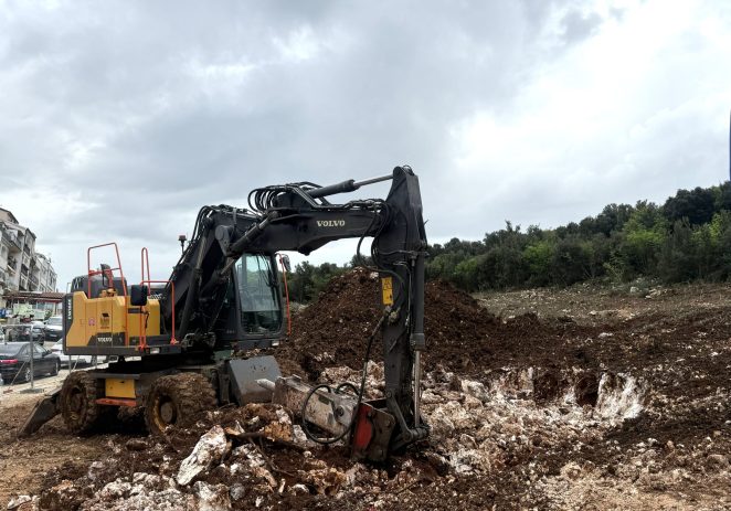 Započela izgradnja POS stanova u Vrsaru: položen kamen temeljac za 32 nova doma