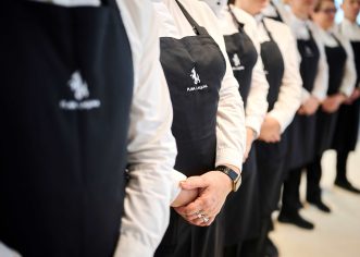 Plava Laguna povećava plaće i unaprjeđuje pogodnosti za zaposlenike