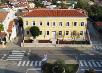 Održana 8. sjednica Općinskog vijeća Funtane: Novi vijećnik, solarni paneli i bogati plan komunalnih zahvata