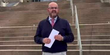 Gradski vijećnik Alen Kalčić na sjednici Gradskog vijeća o portalu gradonacelnik.hr, kriterijma dodjele javnih površina i nadzornim kamerama Usluge Poreč