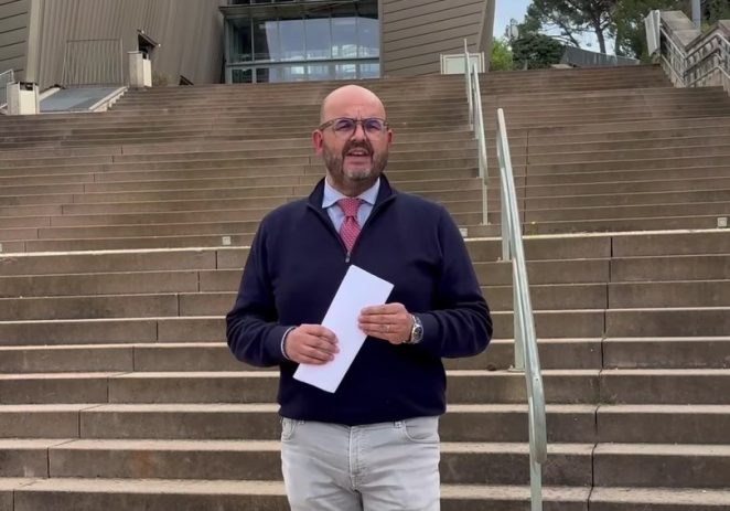 Gradski vijećnik Alen Kalčić na sjednici Gradskog vijeća o portalu gradonacelnik.hr, kriterijma dodjele javnih površina i nadzornim kamerama Usluge Poreč