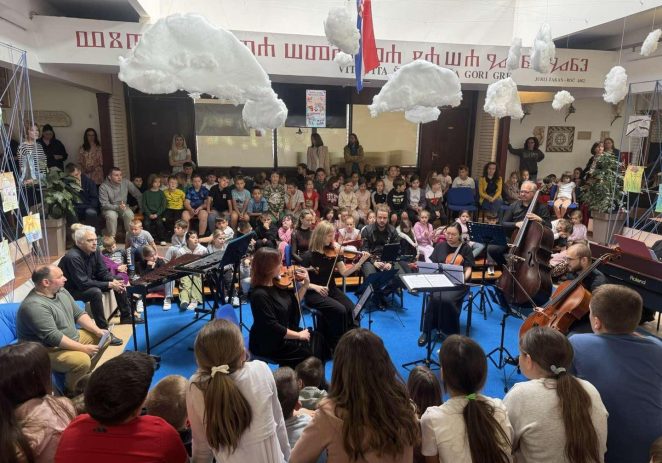 Karneval životinja: glazbena čarolija u holu škole