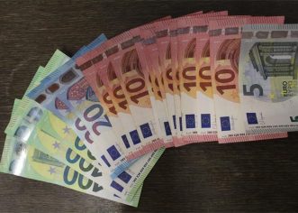 Želio ažurirati bankovnu aplikaciju pa ostao bez novca