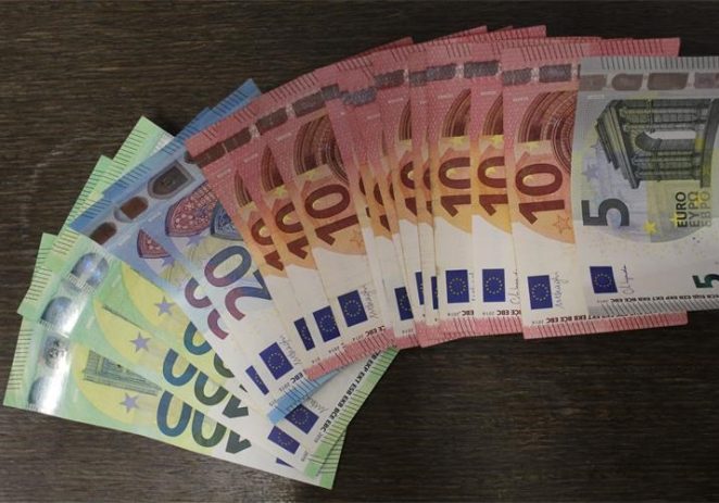 Želio ažurirati bankovnu aplikaciju pa ostao bez novca