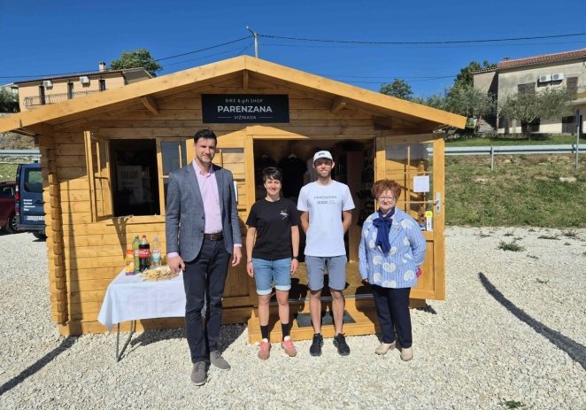 U Vižinadi na odmorištu Parenzana otvoren bike&gift shop, prvi takav na cijeloj trasi