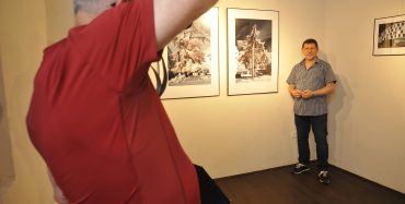 Član KAF Sv.Lovreč, Ermano Bančić otvorio je samostalnu izložbu u Galeriji Placa u Sv.Lovreču pod nazivom ‘Dijalog u infracrvenom’