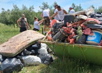 Održana eko-akcija čišćenja Parenzane na području Nova Vas-Kukci, prikupljeno 2.380kg otpada !:(