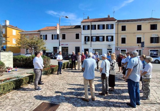 U Poreču položeni vijenci povodom Dana antifašističke borbe