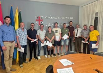 Općina Vižinada dodijelila potpore lokalnim poljoprivrednicima u iznosu od 16,5 tisuća eura