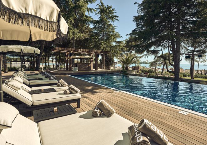 Purobeach Poreč do 10. srpnja nudi posebnu pogodnost za rezervacije ležaljki