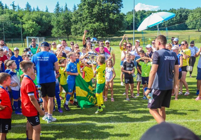 Tradicionalni Dream Cup Poreč, nogometni turnir za mlade nogometaše do 13 godina,  okupio 72 momčadi iz četiri države i više od 1.300 sudionika
