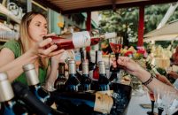 Autentični okusi i dobra atmosfera obilježili prvi Friday Tasting u Kašteliru
