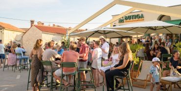 Friday Tasting u Kašteliru iz petka u petak potvrđuje svoju autentičnu priču