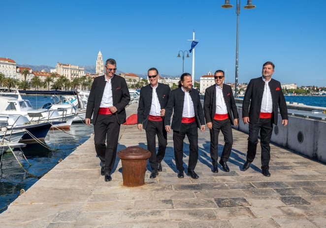 U četvrtak na Trgu slobode koncert Klape Iskon