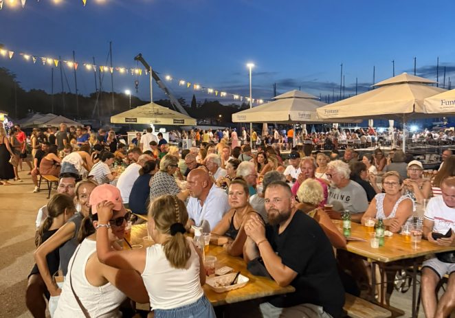 Ribarska fešta ponovno u Funtani, u petak 3. srpnja