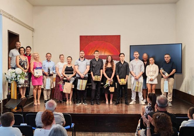 Kruna osnovnoškolskog obrazovanja i najava povijesne generacije: Emotivni završni koncert mladih virtuoza u Poreču