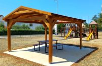 Dovršene nove “piknik-zone” u Gulićima, Montižani, Creskoj i Hvarskoj ulici te na plaži Materada – Sv. Martin