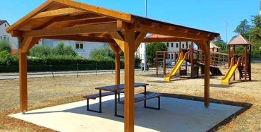Dovršene nove “piknik-zone” u Gulićima, Montižani, Creskoj i Hvarskoj ulici te na plaži Materada – Sv. Martin