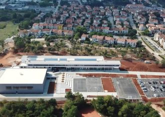 Tijekom ljetnih praznika uređuju se prostori porečkih osnovnih škola