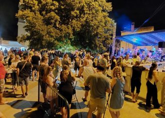 Nova Vas slavi Rokovu svečanom svetom misom, nogometnim turnirom i večernjom zabavom uz Elija Piska, Sergia Pavata i Orchestra Istriana