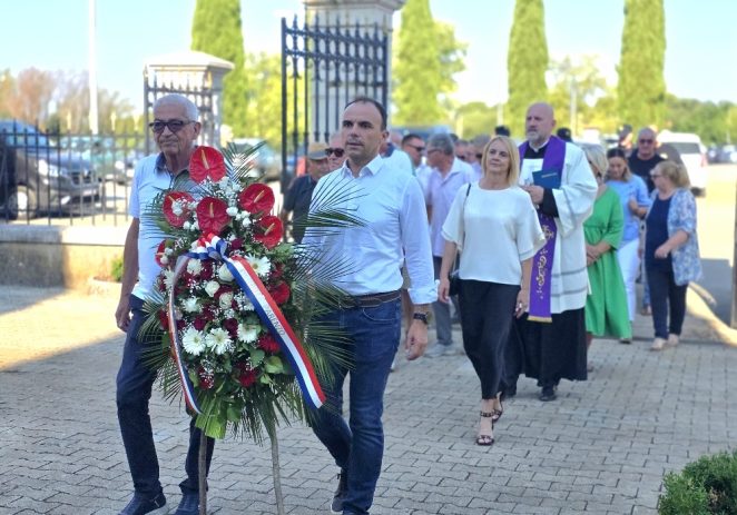 Položeni vijenci povodom Dana pobjede i domovinske zahvalnosti i Dana hrvatskih branitelja