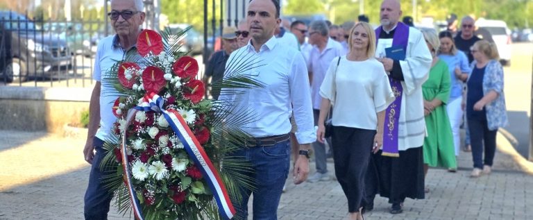 polaganje vijenaca Poreč (1)