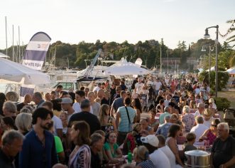 Vrsarska riva u petak u znaku Ribarske fešte: Spoj tradicije, vrhunskog brodeta i odlične glazbe