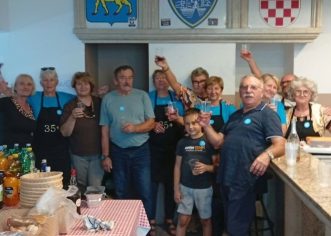 Tradicija na tanjuru okupila umirovljenike u Kašteliru