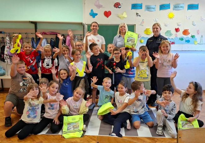 U Poreču uspješno provedena akcija „Sigurno u školu s HAK-om“: edukaciju prošlo 255 prvašića