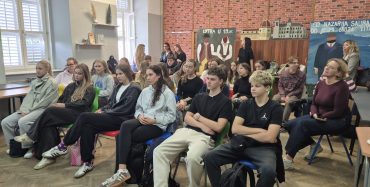 Književna poslastica za Balotine čitatelje – Ivana Bodrožić družila se s porečkim srednjoškolcima